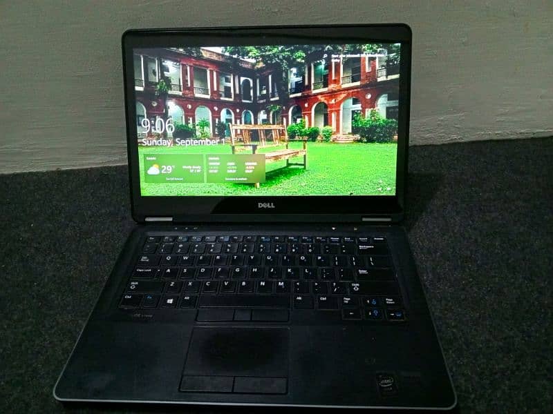 Dell Latitude E7440 0