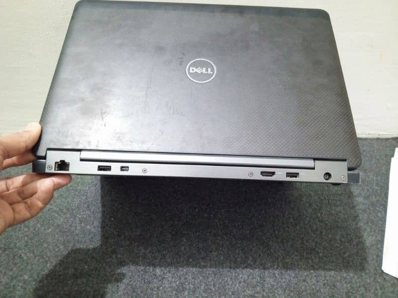 Dell Latitude E7440 1