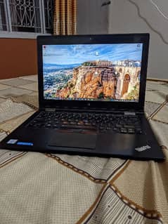 Lenovo Thinkpad Yoga 260 (Convertible) Core i5 6th generation