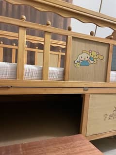 Child cot/bed 0-5years