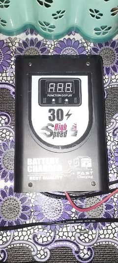 high speed battery charger 30 amp new 1 week use only!