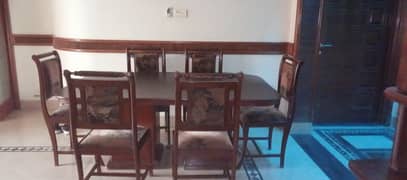 6 seater wood dinning table