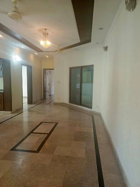 10 marla upper portion available for rent in Bahria town phase 6 0