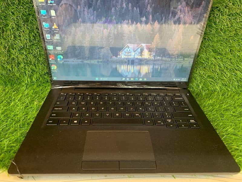 DELL 5300 i5 8gen 3