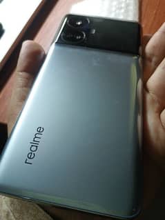 Realme GT5