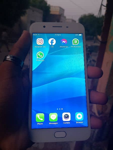 oppo f1s 4 / 128 good condition no box no charger just mobile 3