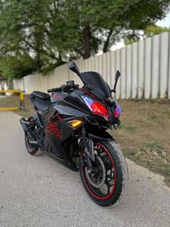 KAWASAKI NINJA ZX300 DEVIL EYES