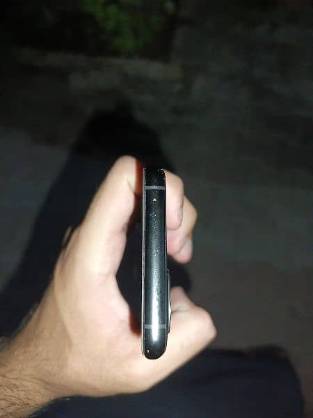 One plus 9 pro ( black matt) 2