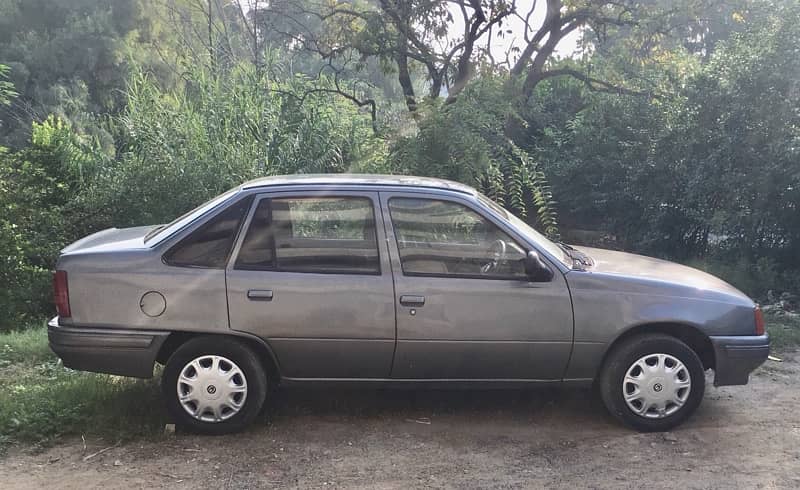 Daewoo Racer 1.5 GTI - Grey 4