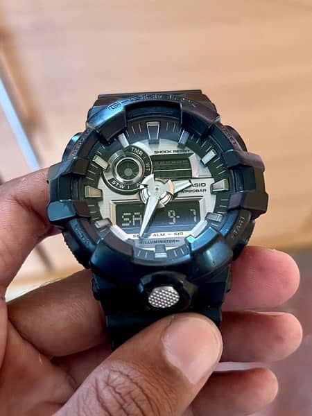 Casio G-Shock GA-710-1A 4