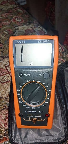 Vici DM4070 0