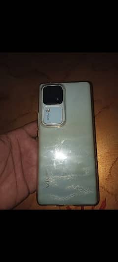 vivo v30 pro 10/10condition full box9 month warranty