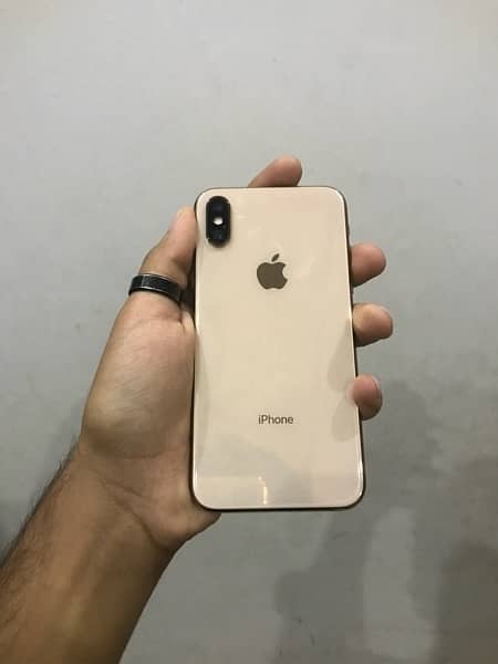 iphone XS golden colour hum 4