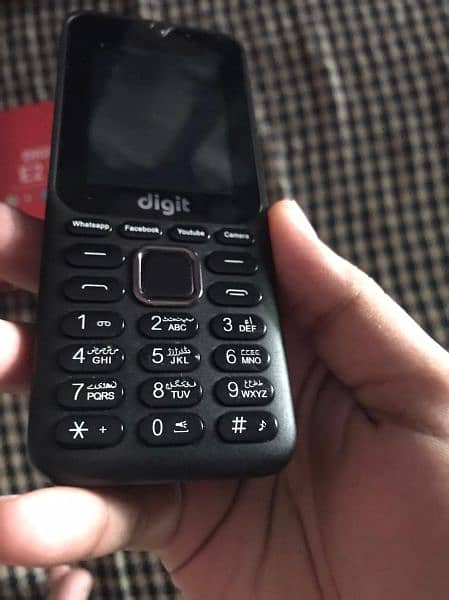 digit touch phone and buttons 3