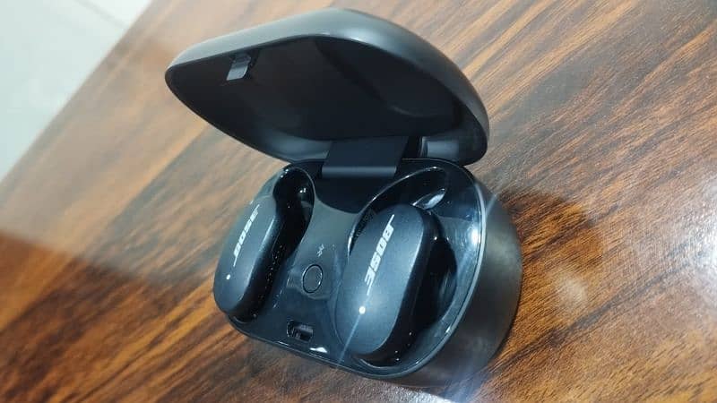 Original Bose Quiet comfort EarBuds 10