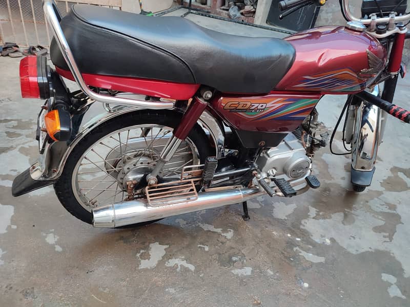 Honda CD 70 6