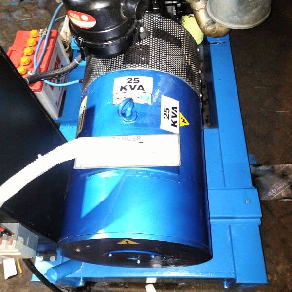 25kva generator Toyota 2L. 2400cc  engine genuine parfees lod 22amper 8