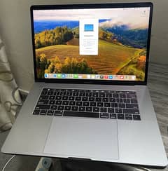 MacBook Pro 2018 Core 19 16GB 512GB 4GB GC 15"