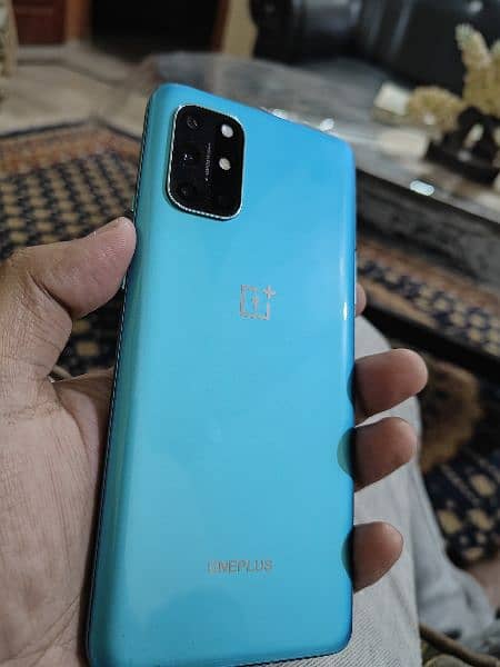 OnePlus 8T with original charger 1