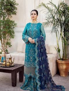 3 Pcs Women's Unstitched Lawn Embroidered Suit 0