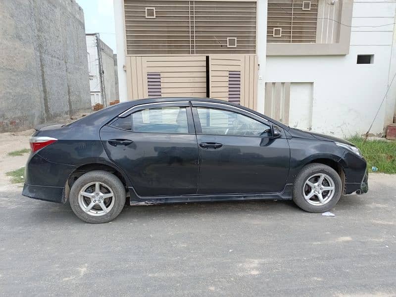 Toyota Corolla GLI 2015 1