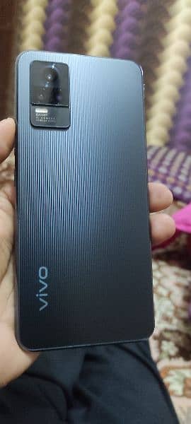 VIVO V21e 11