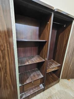 2-Door Almari/Wardrobe