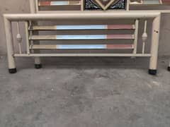 iron bed with free mattress