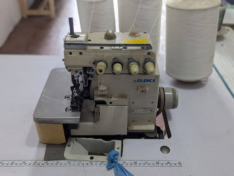 Juki Overlock Machine 0