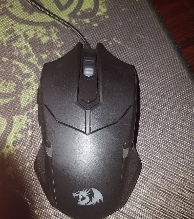 Redragon Centrophorous M601-2 RGB Gaming Mouse 3