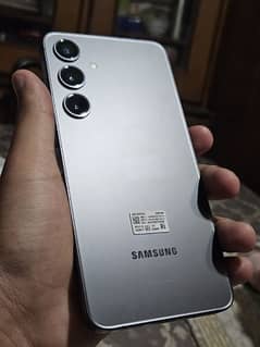 Samsung galaxy S24 plus