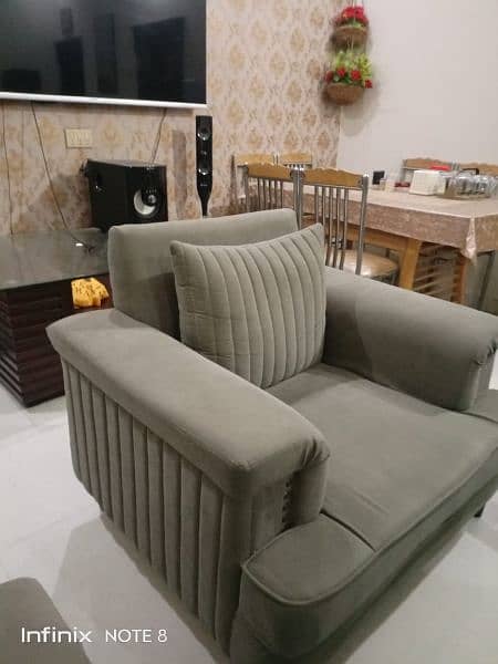 Beautiful sofa set with table 2