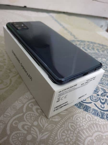 Samsung Galaxy A71 Complete Box 10/10 10