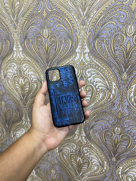 Iphone 11 pro case. 1