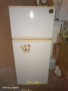 phlLlps whirlpool fridge medium size