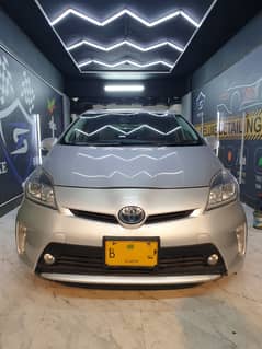 Toyota Prius 1.8 HYBRID PACKAGE G TOURING 2013/2016