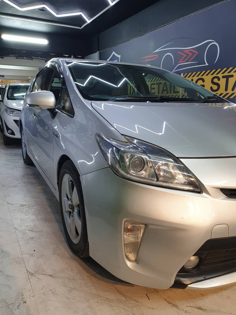 Toyota Prius 1.8 HYBRID PACKAGE G TOURING 2013/2016 1