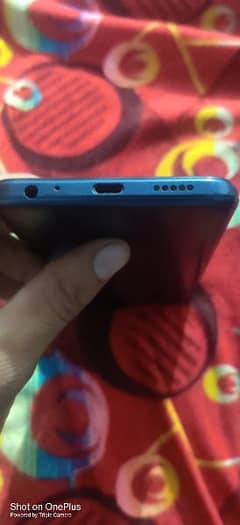 Tecno spark 8c 7 GB 128GB with Box Urgent sell fazool Mai mazay na lai