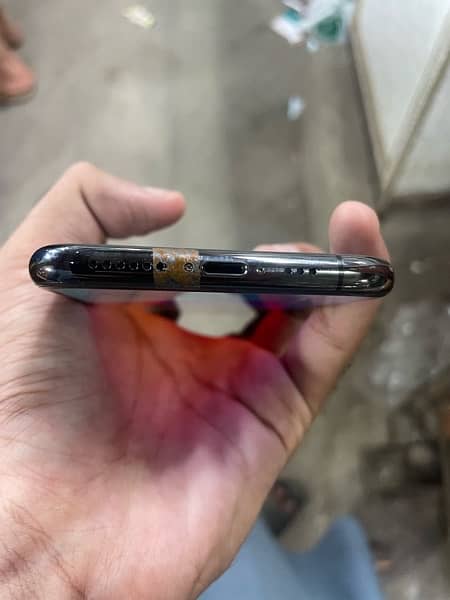 iPhone 11 pro 256gb jv waterproof 4