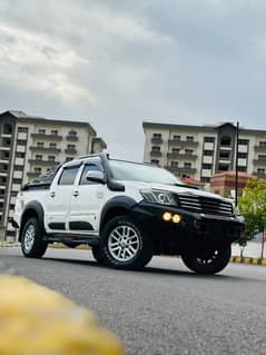 Toyota Hilux 2012