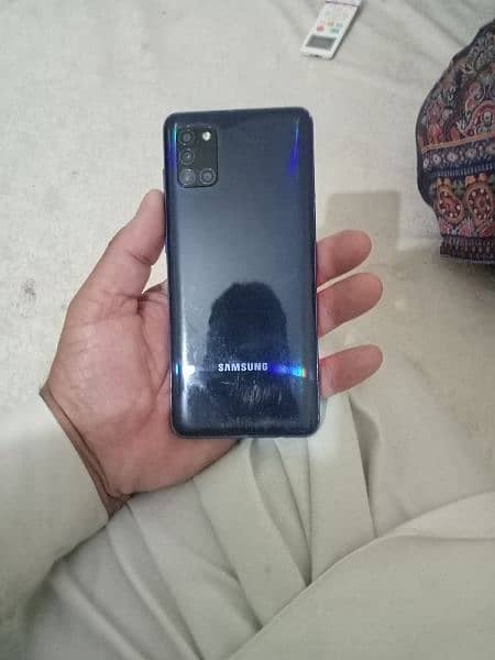 Samsung A31 8