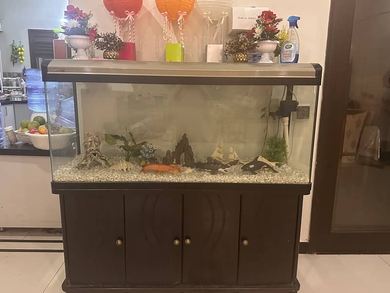 5 feet aquarium single piece glass no joint branded 3