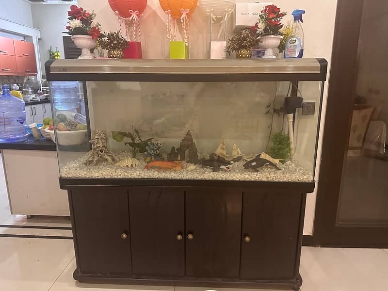 5 feet aquarium single piece glass no joint branded 5