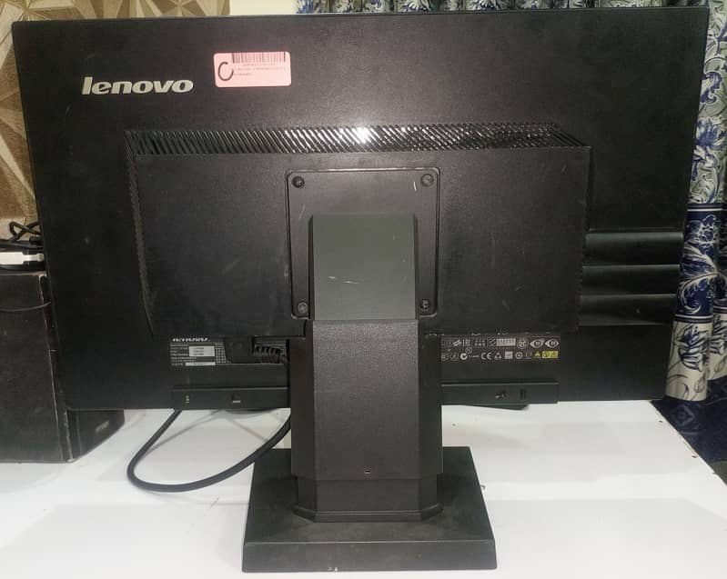 Lenovo IPS Led 1080p FHD Monitor 1