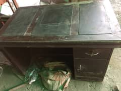 Office Table available Condition 10 by 9