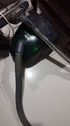 Vacuum cleaner