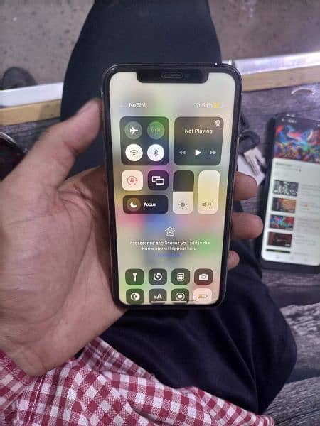 iphone 11 pro 4