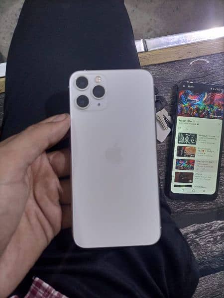 iphone 11 pro 5