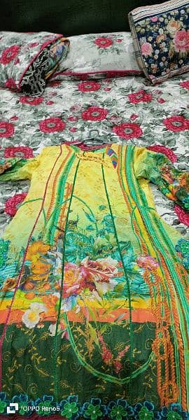 embroidered lawn dress mariya b brande 2