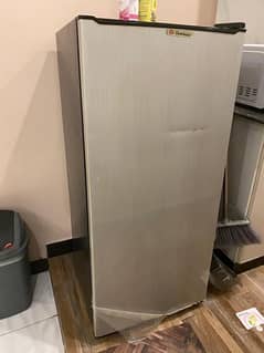 Dawlance Medium Size Fridge